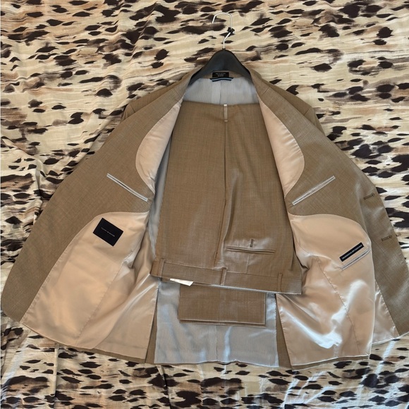 Tommy Hilfiger Classic Tan Suit